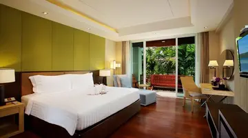 Graceland Khaolak Beach Resort