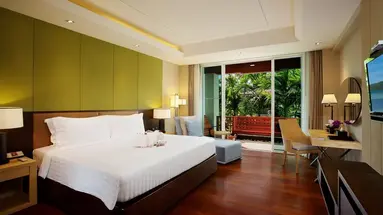 Graceland Khaolak Beach Resort