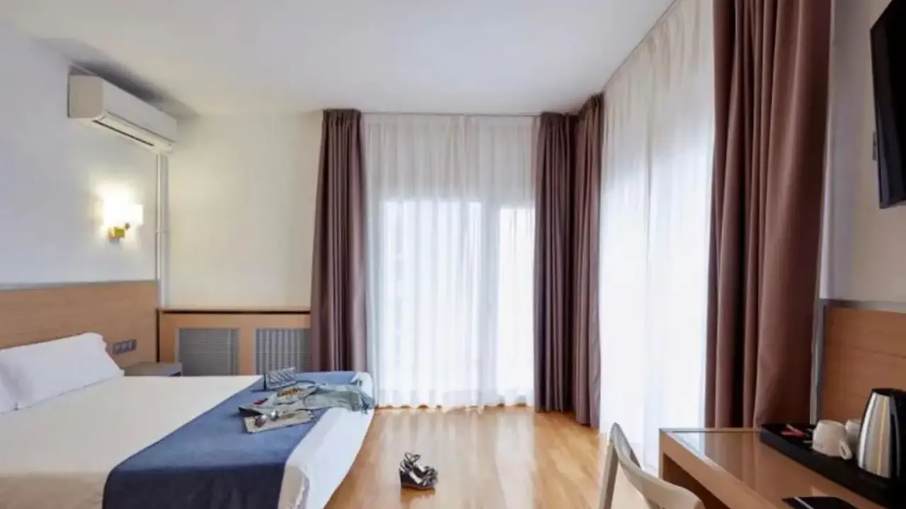 GRAN HOTEL FLAMINGO ( ADULTS ONLY 18+)