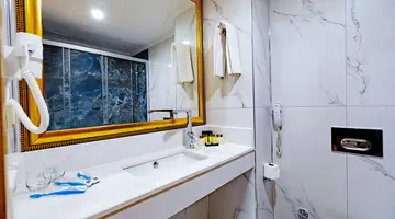 GRANADA LUXURY OKURCALAR