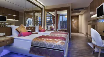 GRANADA LUXURY OKURCALAR