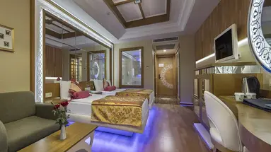 GRANADA LUXURY OKURCALAR