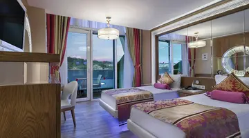 GRANADA LUXURY OKURCALAR