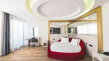 GRANADA LUXURY RED ADULT ONLY