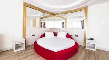 GRANADA LUXURY RED ADULT ONLY