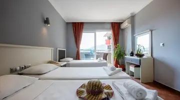 Grand Alisa Hotel (Ex: Royalisa Hotel)