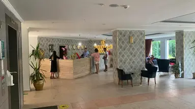 Grand Alisa Hotel (Ex: Royalisa Hotel)