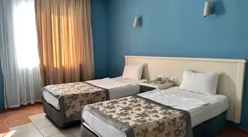 GRAND ALISA HOTEL ( EX ROYALISA HOTEL )