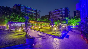 Grand Alisa Hotel (Ex: Royalisa Hotel)