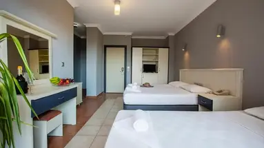 Grand Alisa Hotel (Ex: Royalisa Hotel)