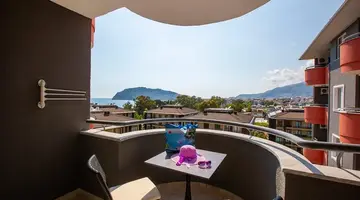 Grand Alisa Hotel (Ex: Royalisa Hotel)