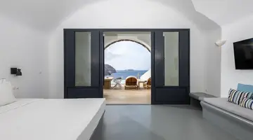 Grand Ambassador Santorini