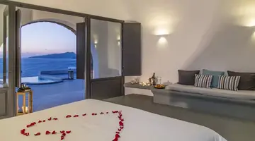 Grand Ambassador Santorini