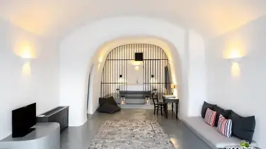 Grand Ambassador Santorini