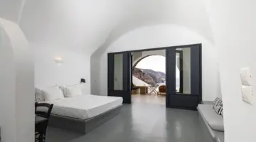 Grand Ambassador Santorini