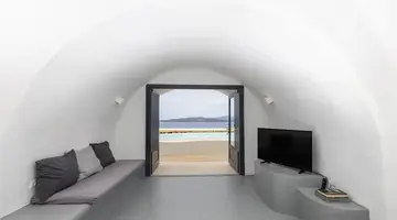 Grand Ambassador Santorini