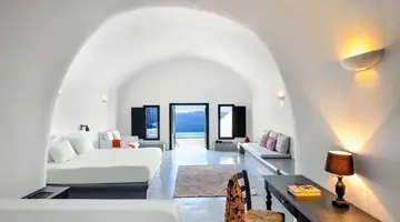 Grand Ambassador Santorini