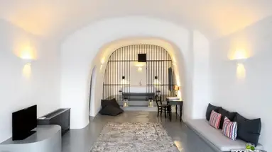 Grand Ambassador Santorini