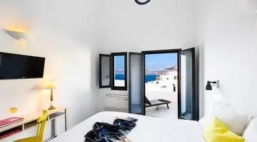 Grand Ambassador Santorini