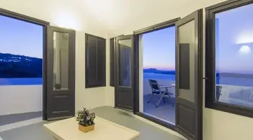 Grand Ambassador Santorini