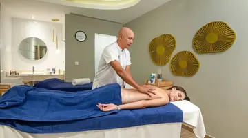 Grand Aston Varadero