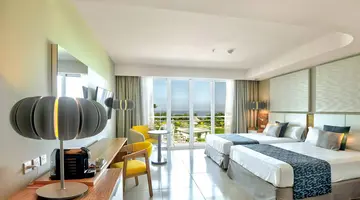 Grand Aston Varadero