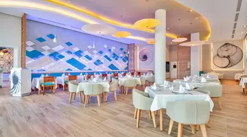 Grand Aston Varadero