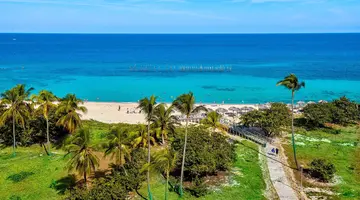Grand Aston Varadero