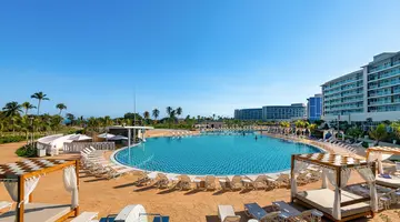 Grand Aston Varadero