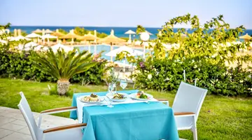 Grand Blue Beach Hotel