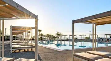 Grand Blue Beach Hotel