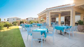 Grand Blue Beach Hotel
