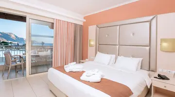 Grand Blue Beach Hotel