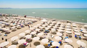 Grand Blue Fafa Hotel