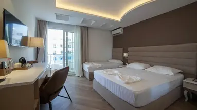 Grand Blue Fafa Hotel