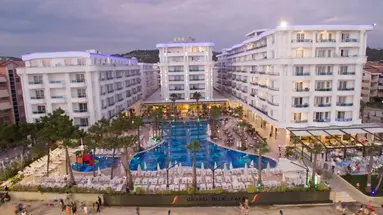 Grand Blue Fafa Hotel