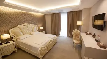Grand Blue Fafa Hotel