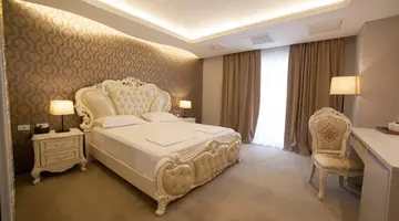 Grand Blue Fafa Hotel