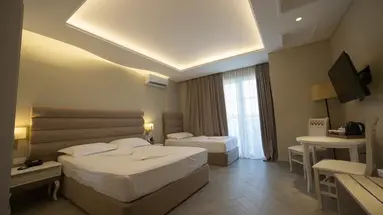 Grand Blue Fafa Hotel