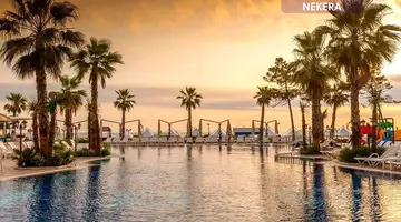 Grand Blue Fafa Resort & Spa