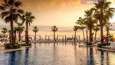 Grand Blue Fafa Resort & Spa