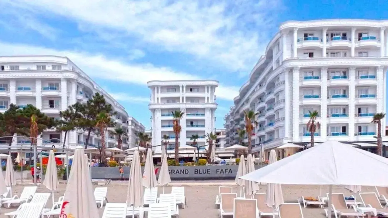 Grand Blue FAFA Resort & Spa