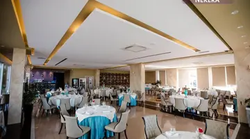 Grand Blue Fafa Resort & Spa