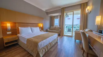GRAND CETTIA HOTEL