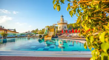 GRAND CETTIA HOTEL