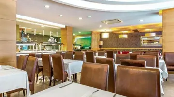 GRAND CETTIA HOTEL