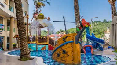 GRAND CETTIA HOTEL