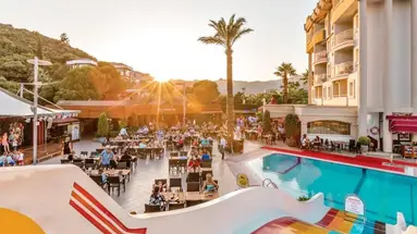GRAND CETTIA HOTEL