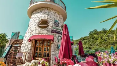 GRAND CETTIA HOTEL