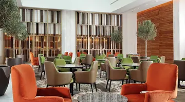 Grand Cosmopolitan Hotel